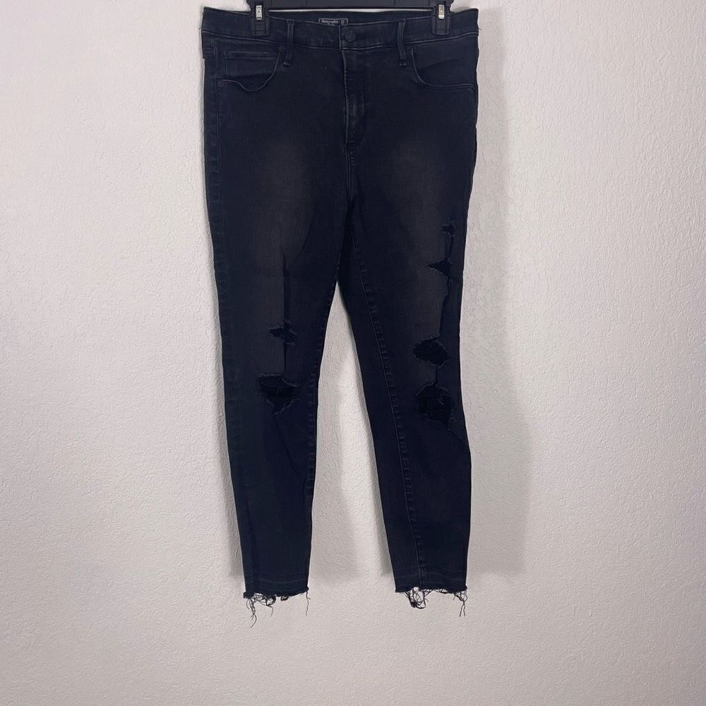 Abercrombie‎ & Fitch Black Distressed Simone High Rise Ankle Skinny Jeans 31